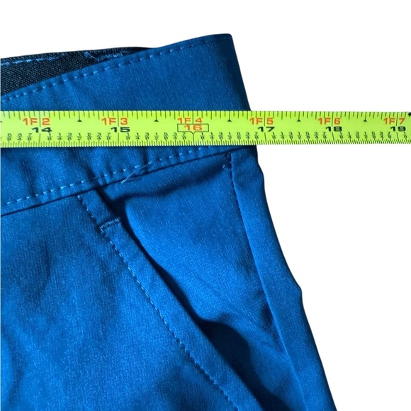 Trunks Co. Men’s Blue Outdoor Shorts - Size 32 - Picture 3 of 5